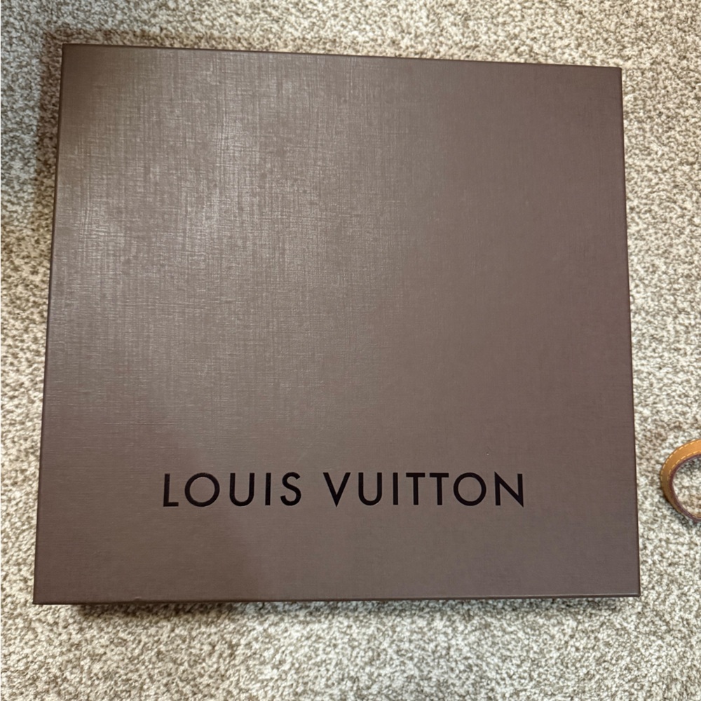 Louis Vuitton Odeon PM Brown Monogram Shoulder Bag - Picture 5 of 6